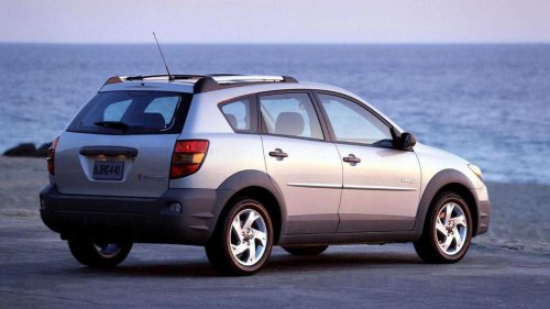 Pontiac, Pontiac Vibe: The Toyota-built car that shared DNA with a British sports car