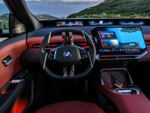 BMW, BMW explains why its new EVs have a very unusual steering wheel