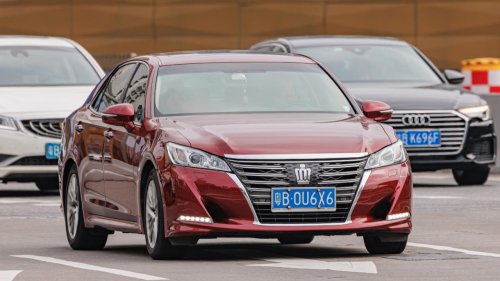 10 luxury cars from Japan that stand alone