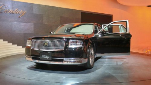 10 luxury cars from Japan that stand alone