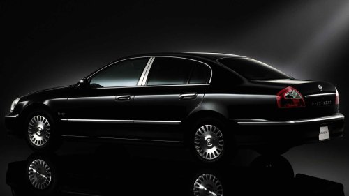 The Nissan President is an underrated luxury sedan that rivals the Mercedes S-Class