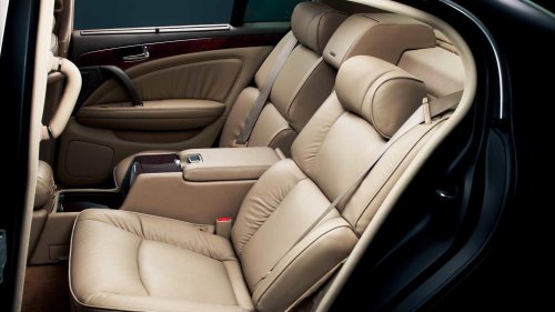 The Nissan President is an underrated luxury sedan that rivals the Mercedes S-Class