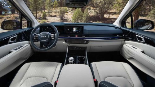 Kia, Kia Carnival, Toyota, 2026 minivan hybrid fuel savings: Kia Carnival and Toyota Sienna