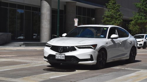 10 luxury cars from Japan that stand alone