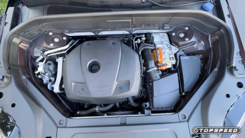 The Swedish SUV buyers keep instead of trading for an X5