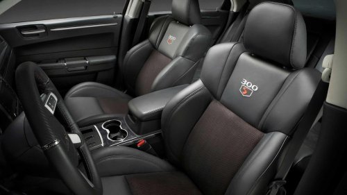 The Chrysler 300 was the last great American RWD luxury sedan