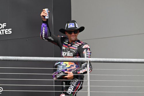 Nadie puede con Bezzecchi en el GP de Estados Unidos: otra victoria y mensaje claro a sus rivales