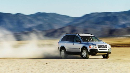 The 1st generation Volvo XC90 was equipped with a glorious Yamaha V8