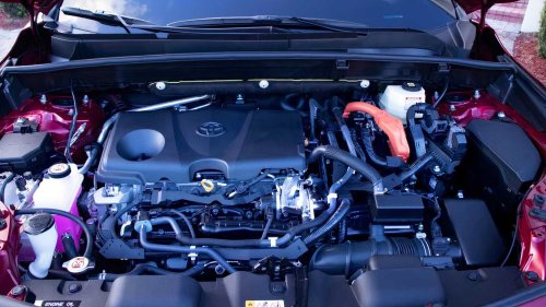 Why the Toyota Venza Hybrid deserves more attention