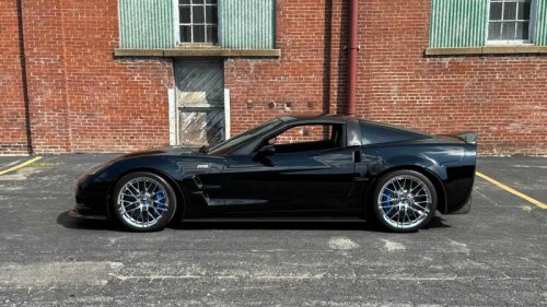 The first American car to break 100 horsepower per liter