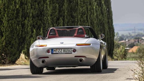 The retro-modern BMW with a monster V8