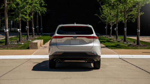 Why the Toyota Venza Hybrid deserves more attention