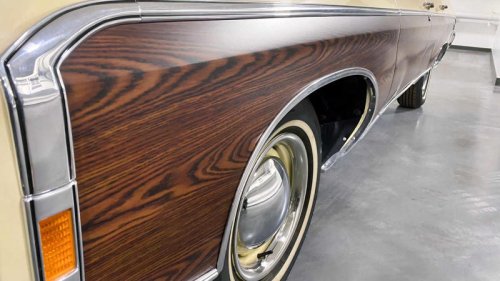 The 9-passenger family wagon that secretly had muscle car power in 1970