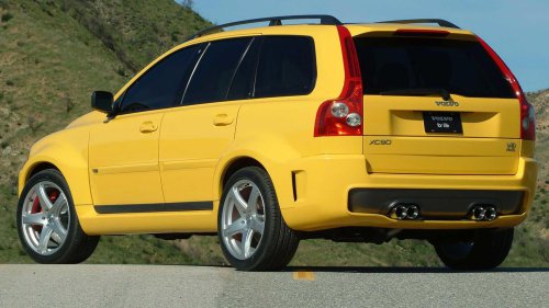 The 1st generation Volvo XC90 was equipped with a glorious Yamaha V8