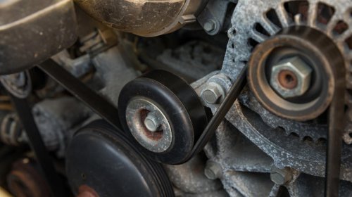 What's the difference between an idler pulley and a tensioner pulley?