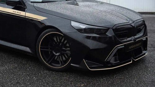 Manhart tunes BMW M5 Touring to 900 hp