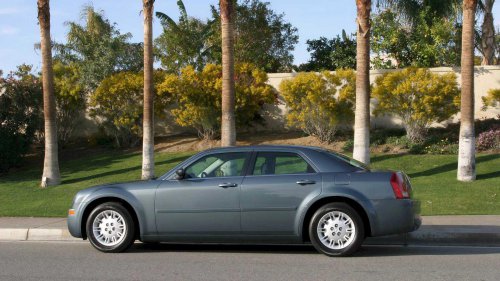 The Chrysler 300 was the last great American RWD luxury sedan