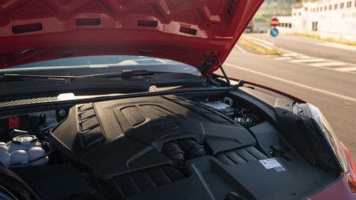 Porsche, Porsche Cayenne, Porsche se niega a enterrar el Cayenne de gasolina: la cuarta generación contará con motores V8 y se dejará ver para 2029