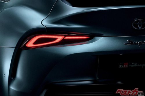 トヨタとアストンがまさかの血縁? 顔は別だが中身は同じ意外すぎる兄弟車の正体