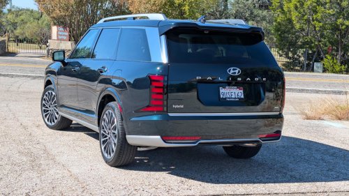 I review the 2026 Hyundai Palisade Calligraphy AWD Hybrid with my family in mind