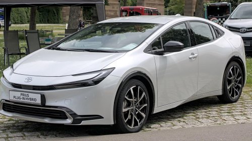 20 cars that handle high mileage without huge repair costs