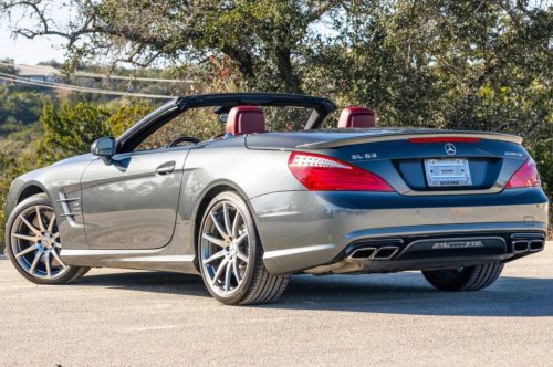 2015 Mercedes-AMG SL63 for sale with just 15k miles: Current bid at $33,333
