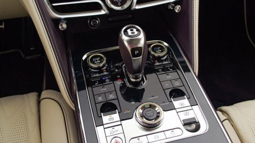 2026 Bentley Flying Spure Azure: All the Details