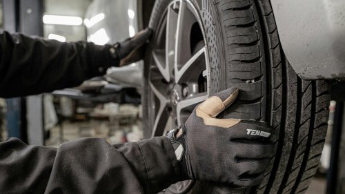 10 dealer add-ons you should always say no to & 10 that are worth it