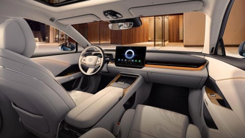 Toyota recurre a Huawei para su nuevo eléctrico, que cuesta menos de 19.000 euros en China