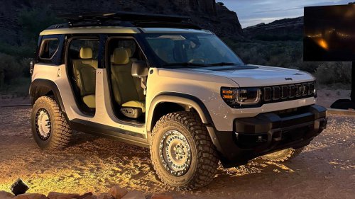 Jeep Recon, Cherokee off-road concepts make surprise debut at Easter Safari