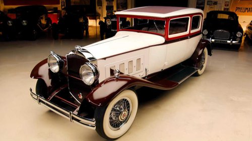 Jay Leno reviews the only known 1930 Packard 734 Speedster Victoria