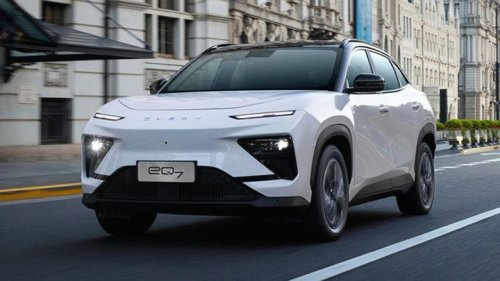 EBRO se lanza al mercado de coches eléctricos con un nuevo SUV que llega en 2026