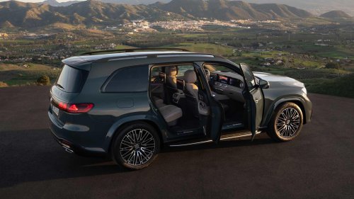 The S-Class of SUVs just got a massive upgrade for 2027