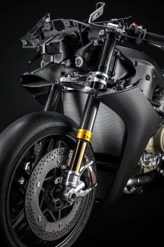Una MotoGP homologada para carretera: Ducati desafía la lógica con la Superleggera V4 Centenario