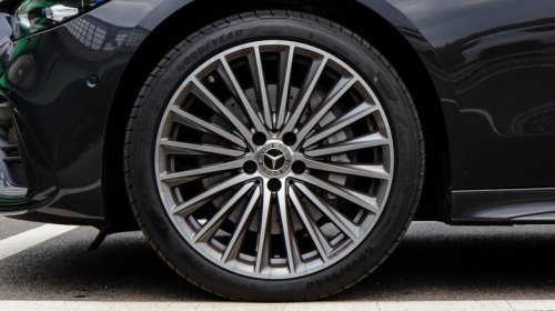 A new luxury tire leader just overtook Goodyear, according to JD Power
