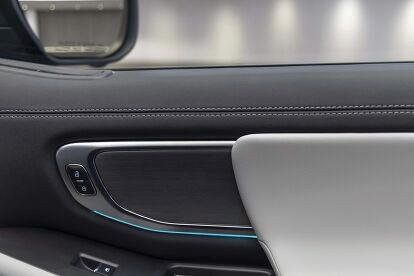 Ford wishes the Expedition a happy 30th birthday with appearance pack