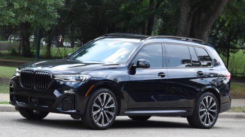 These are the best deals on used SUVs right now, according to KBB