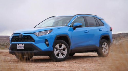 These are the best deals on used SUVs right now, according to KBB