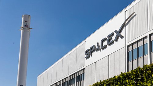 Starlink satellite explodes in orbit, yet another moment of SpaceX engineering excellence