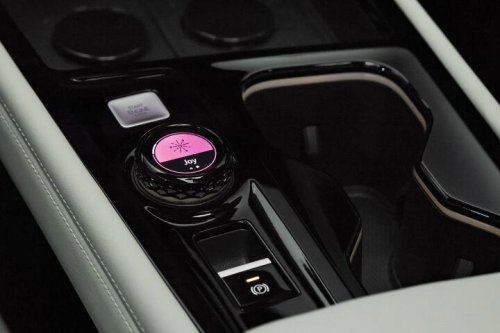 2027 Volkswagen Atlas turns up the fancy