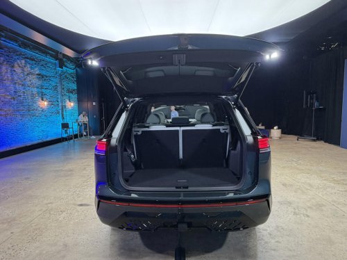 2027 VW Atlas unveiled as sleeker, more powerful Telluride rival