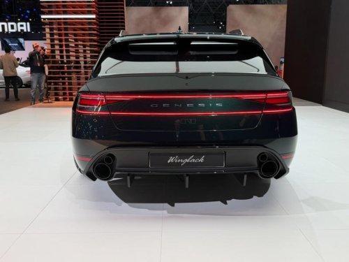 Genesis just shocked us: The G90 wingback is even better in person