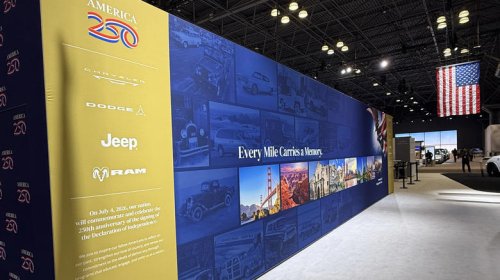 Dodge, New York Auto Show, There's a Dodge Stratus R/T jump scare at the New York Auto Show