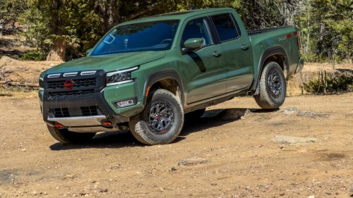 I Drove The 2025 Nissan Frontier Pro4X Off-Road: Here's How It Did