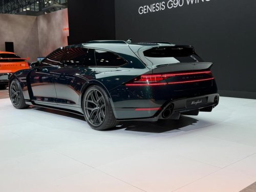 Genesis, Genesis just shocked us: The G90 wingback is even better in person