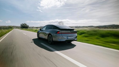 Prueba Xpeng P7+: Un tecnológico y aerodinámico salón rodante