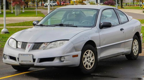 Why was the Pontiac Sunfire discontinued (and how long did it last?)