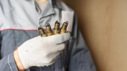Chevy, Here's how ridiculously hard it was to change spark plugs in a Chevy Monza V8
