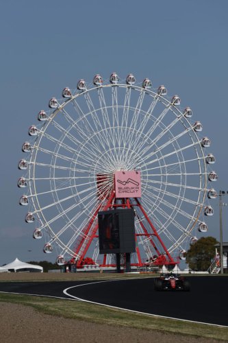 Lewis Hamilton cree que Ferrari F1 ha perdido rendimiento frente a McLaren tras el GP de Japón 2026