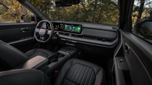 2027 Kia Seltos debuts as a baby Telluride with new hybrid power